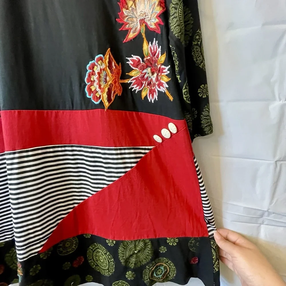 Leopards & Roses Women Size 1XL Dress /Tunic Artisanal‎ Embellished Art To Wear